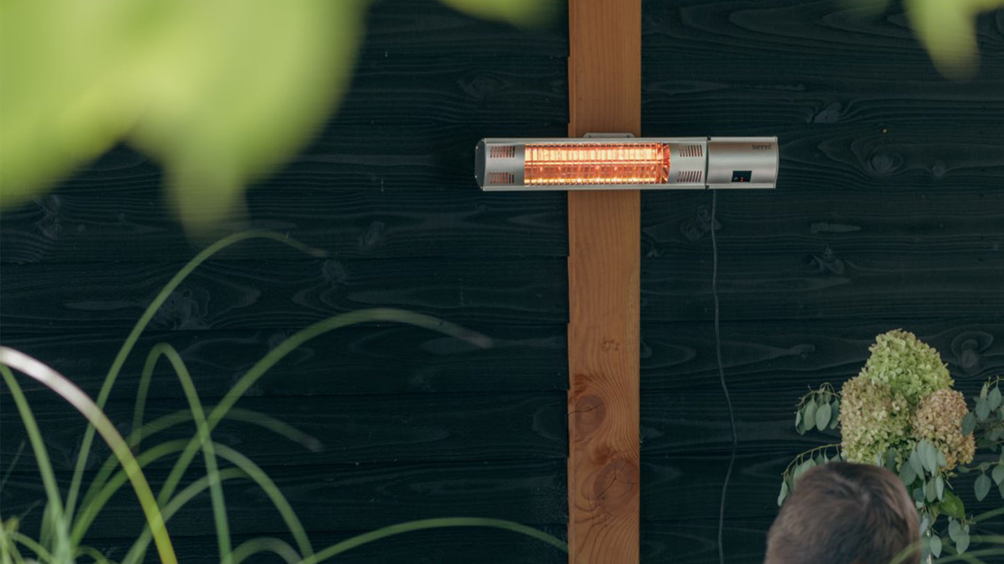 Ultra Vægmonteret Terrassevarmer – Sølv (2000W) - Nordic Unique