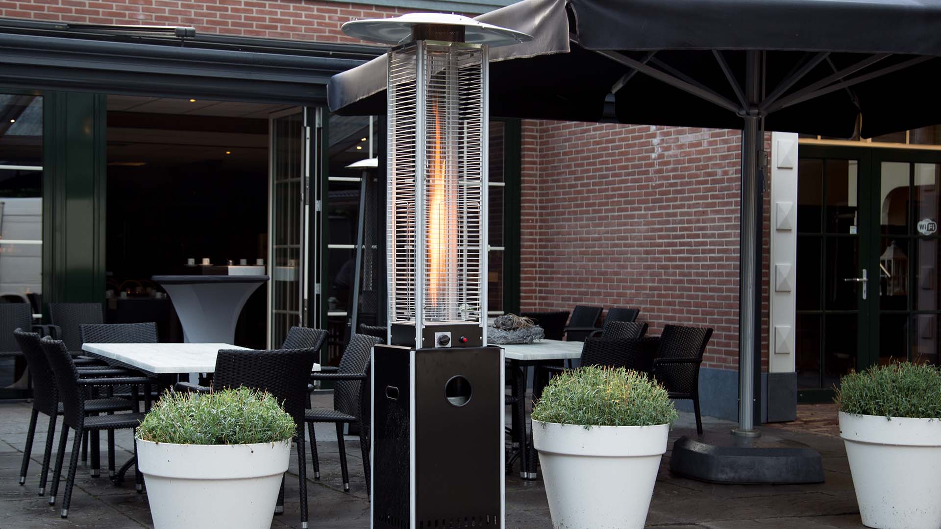 Flame Torch Gas Terrassevarmer – Sort (12000W) - Nordic Unique