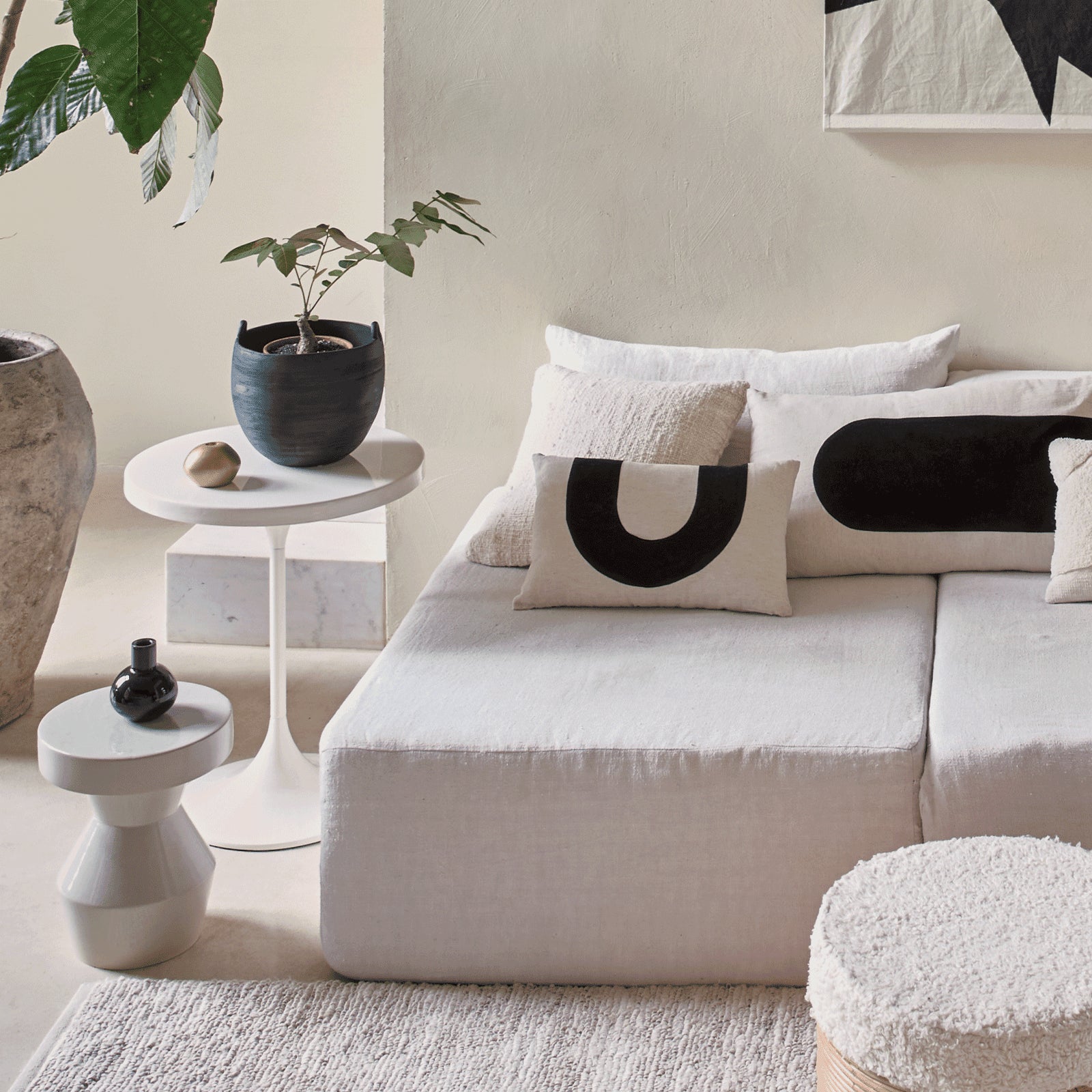 Sidebord i højglans - Nordic Unique