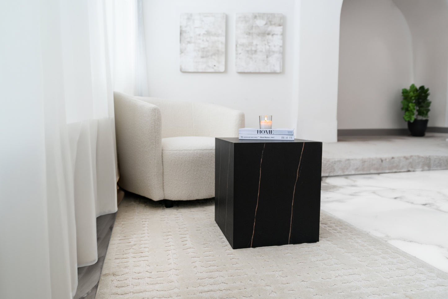 Sidebord Cuboid 200 – Sort - Nordic Unique