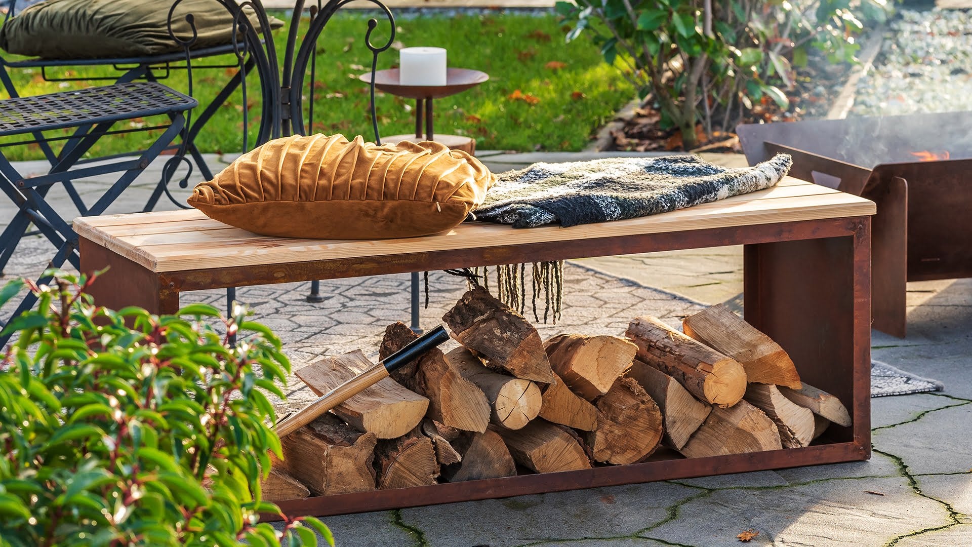 Tyr Håndlavet Brændereol Bænk 120 cm – Rust - Nordic Unique