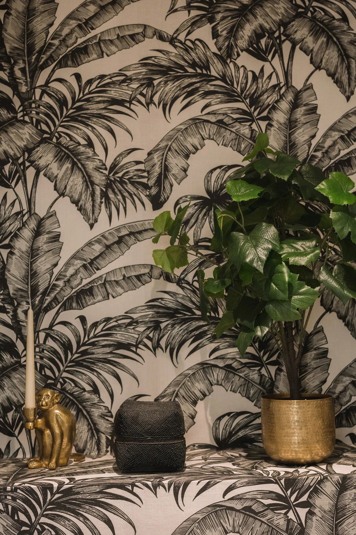 Den Perlede Kurv - Sort - M - Nordic Unique