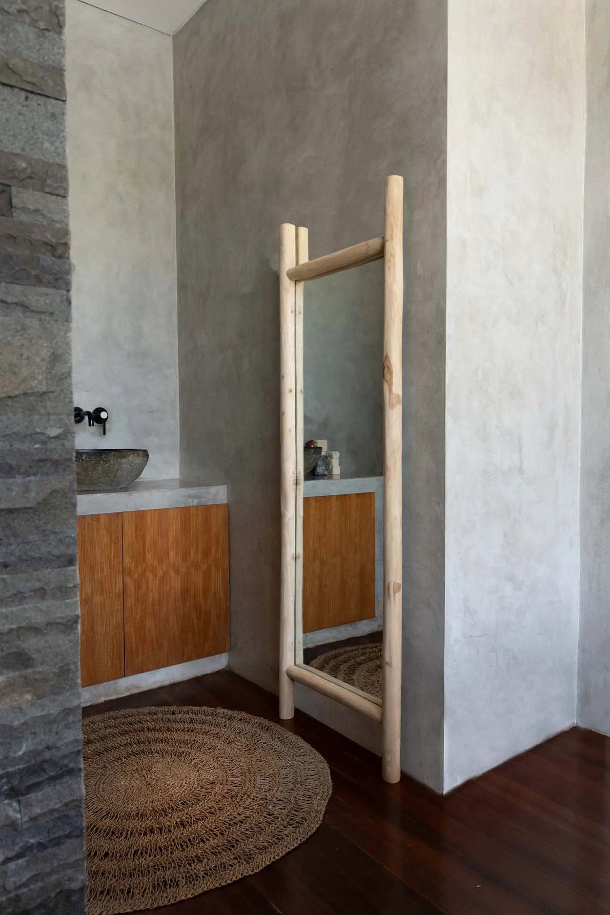 Island Dressing Mirror - Natural