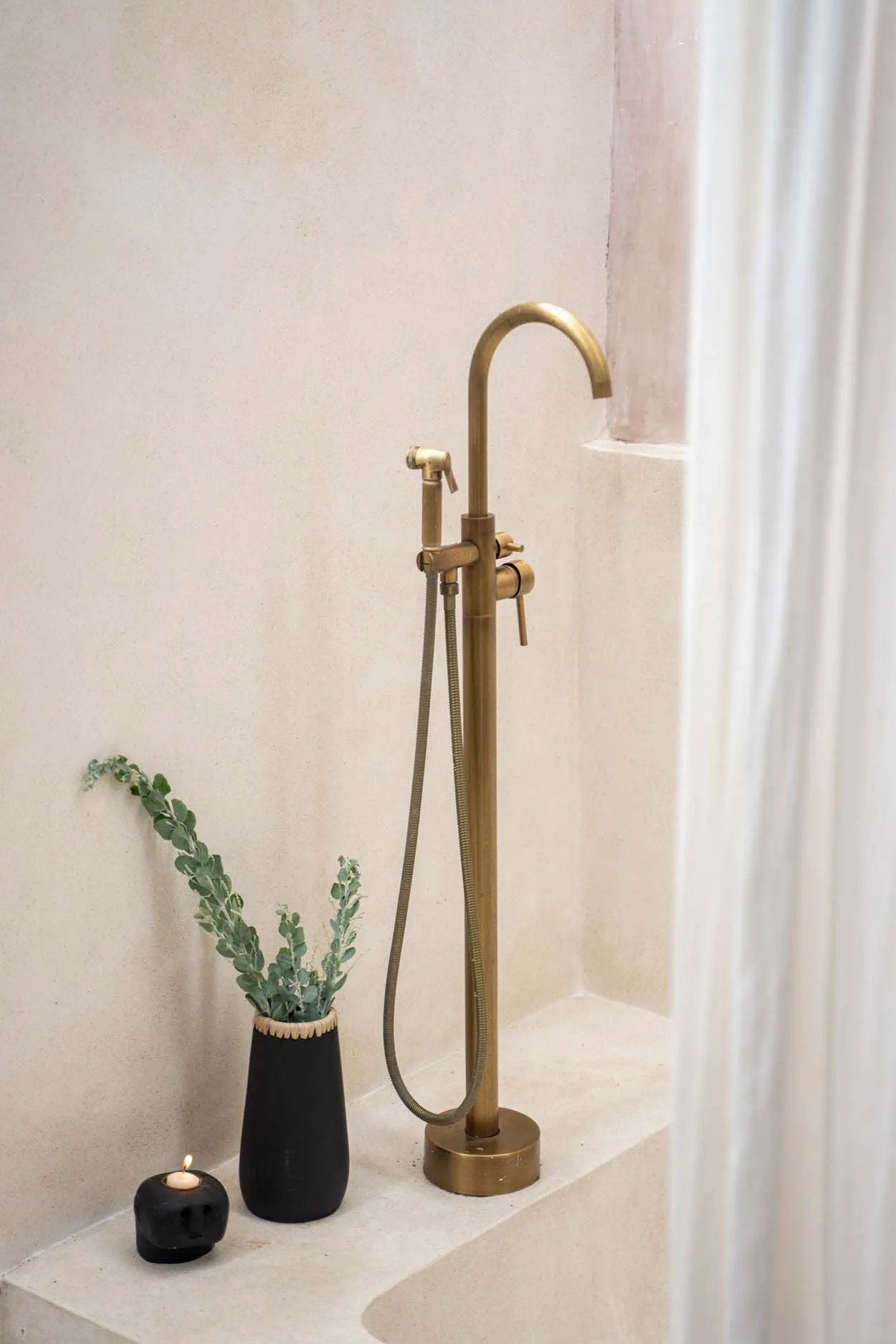 Paris Vase - Sort Naturlig - M - Nordic Unique