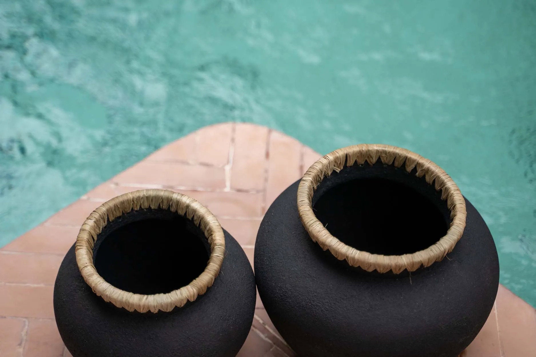 Madrid Vase - Sort Naturlig - L - Nordic Unique