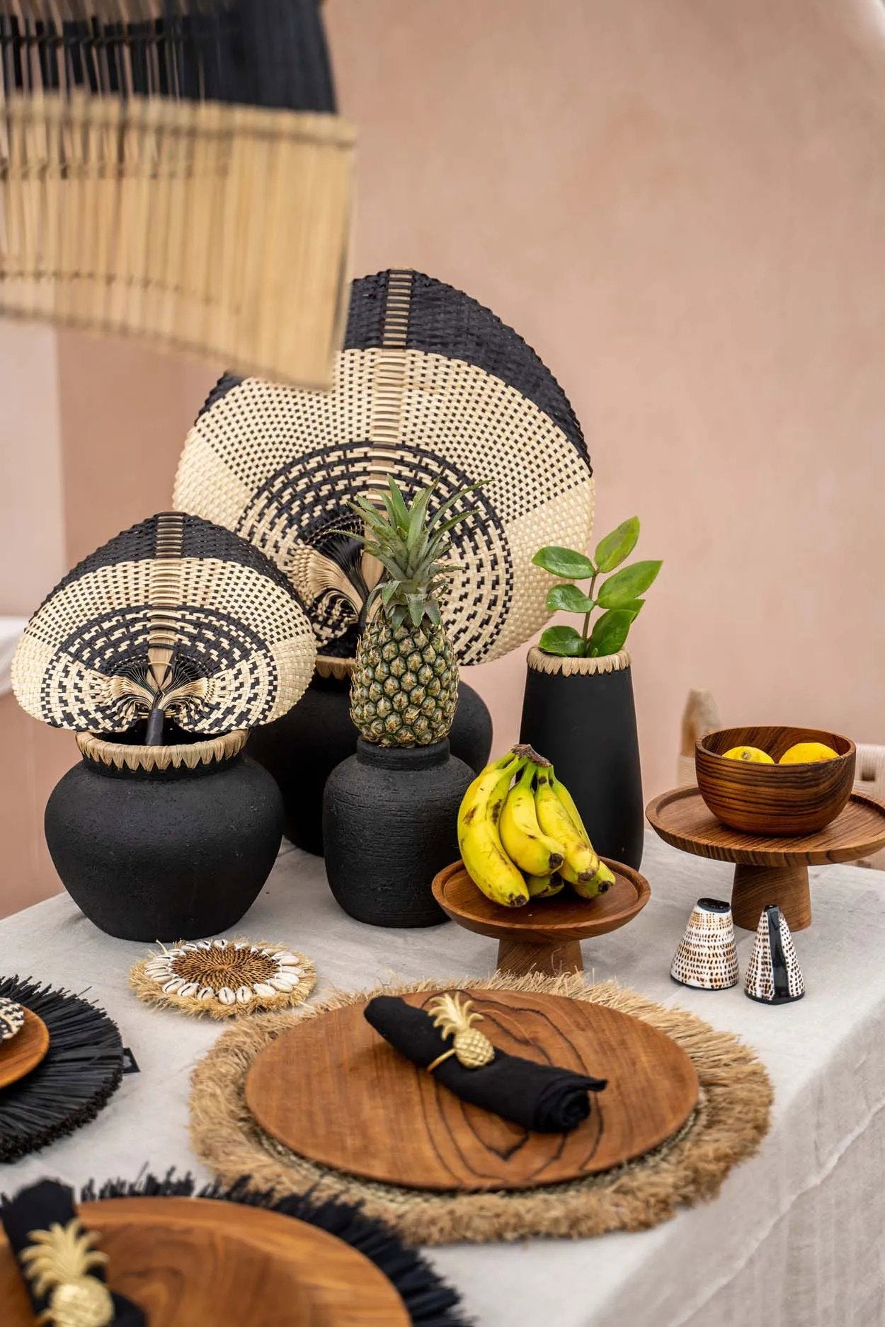 Madrid Vase - Sort Naturlig - M - Nordic Unique