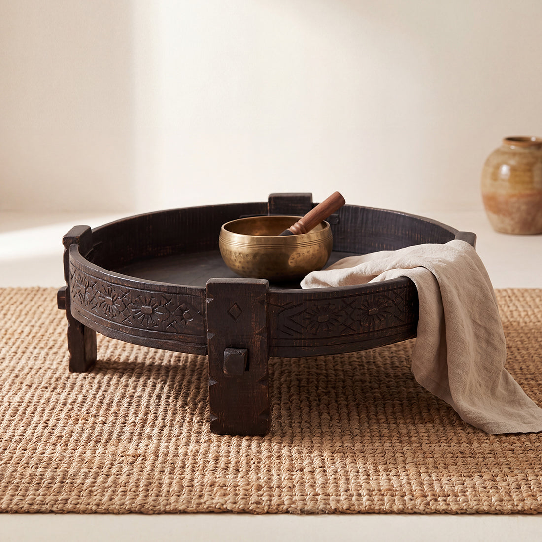 Chakki sort sidebord - 73x73x25 cm