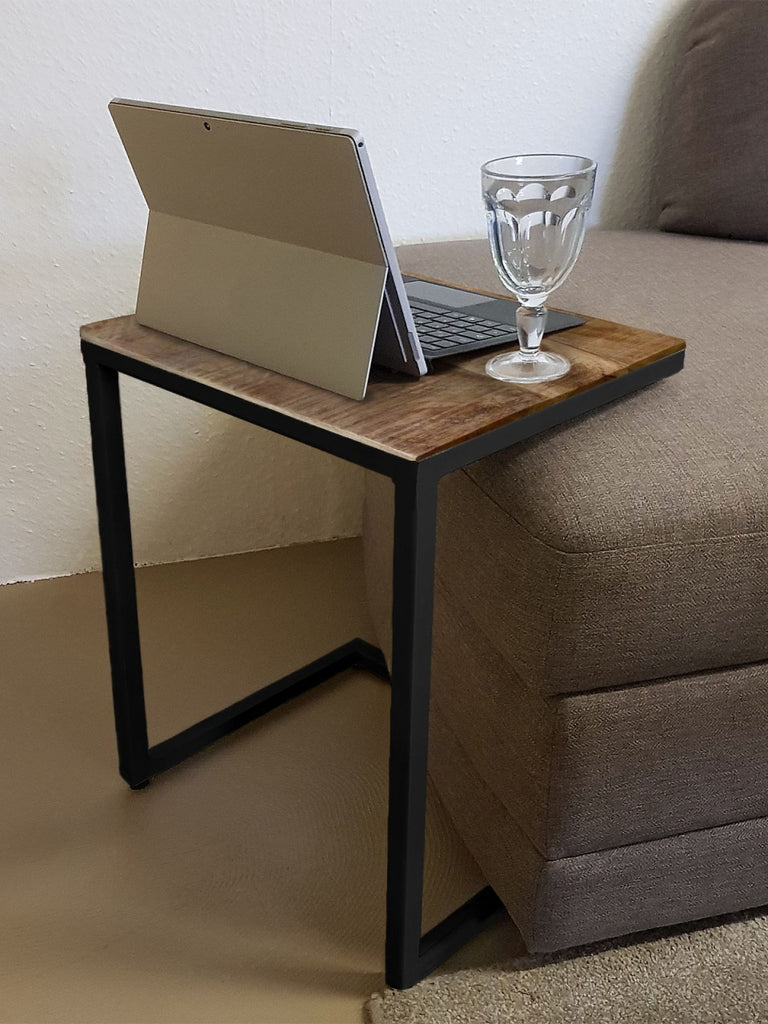 Computerbord/sofabord 40x32cm H51cm 2 stk.