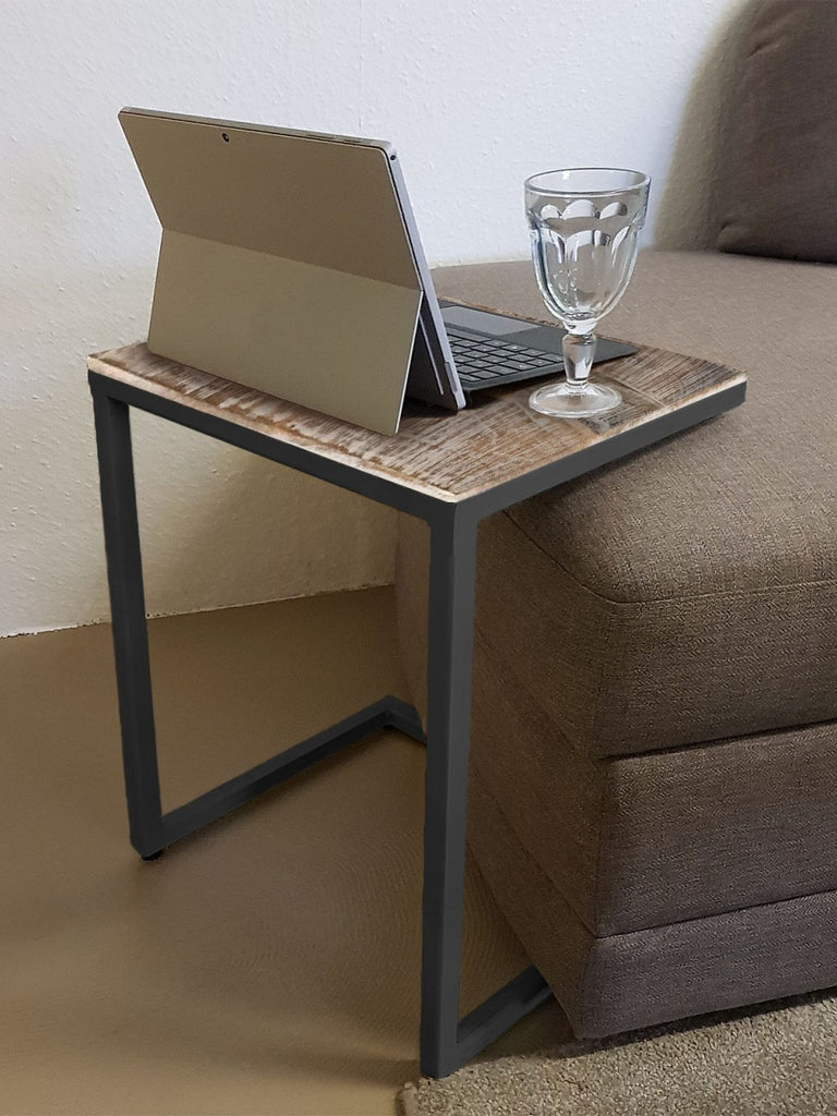Computerbord/sofabord 40x32cm H51cm 2 stk.