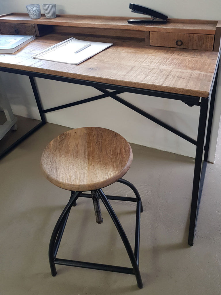 Drejestol/barstol, højdejusterbar i træ og metal sort 2 stk.